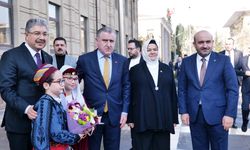 Eskişehir’de Gençlik ve Spor Bakanı Bak’a ilk karşılama!