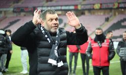 Şapcı 11 maçta 26 puan topladı