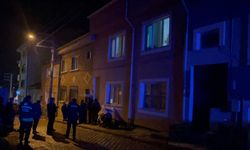 Eskişehir’de üçüncü kattan düşen şahıs ağır yaralandı: Olayı gören komşu bayıldı!