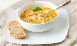 Pratik tavuk suyu çorba tarifi