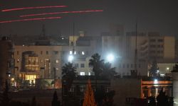 Suriye ordusu: "Halep'teki Şeyh Maksud Mahallesi, terör örgütünden temizlendi"