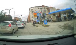 Eskişehir'de kuryenin tehlikeli yolculuğu: Ters yönde ilerledi