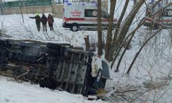 Muş’ta işçi servisi şarampole yuvarlandı: 6 yaralı