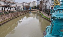 Eskişehir'de Porsuk Çayı kahverengiye büründü