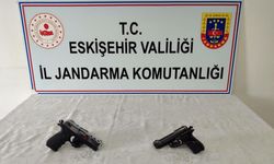 Eskişehir'de ruhsatsız tabanca satışı iddiasına jandarma operasyonu