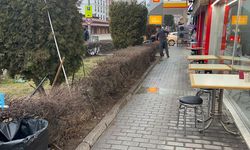 Eskişehir’de ‘yan bakma’ kavgası kanlı bitti: 1’i ağır 2 yaralı