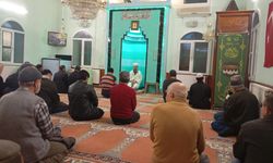 Sarıcakaya’da gönül sofrası: Müftü Altunbaş teravihi kıldırdı!