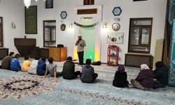 Kırka'da Ramazan neşesi: Camiler çocuklarla çiçek açtı