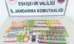 Eskişehir’de kaçak sigara operasyonu: 129 paket ve 6 elektronik sigara ele geçirildi