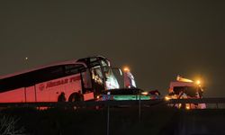 Anadolu Otoyolu'nda 16 araç birbirine girdi: 14 kişi yaralandı!