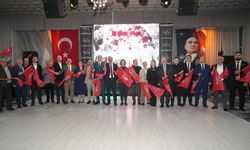 Koca Çınarlar grubundan eleştiri: “Bu gelir hangi depremzedelere ulaştırılacak?”