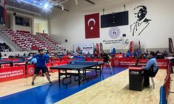 Masa tenisinin kalbi Eskişehir'de attı: 120 sporcu kıyasıya yarıştı