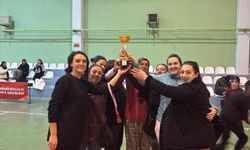 Beylikova’da 'Anne-Kız Voleybol Turnuvası' büyük ilgi gördü