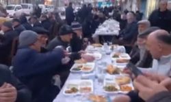 Eskişehir'de mahalleli el ele verdi, bin kişilik iftar kuruldu