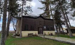 Eskişehir'de 129 yıllık tarihi cami bakımsızlıktan bu hale geldi