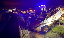 Eskişehir Yolu üzerinde meydana gelen trafik kazasında aynı aileden iki kişi yaşamını yitirirken, üç kişi yaralandı