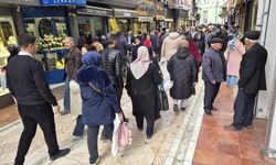 Altın fiyatlarının düşüşü Eskişehirli esnafa yaradı: Vatandaş kuyumculara akın etti