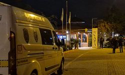 Restoranda önce selamlaştılar, sonra silahlar konuştu