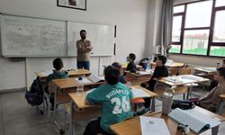 Eskişehir Bilim Olimpiyatları Akademisi’nde eğitim meşalesi yandı