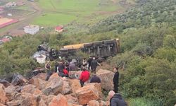 Kamyon uçuruma yuvarlandı: Genç yaşta hayatını kaybetti!