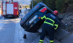 Eskişehir yolunda kaza: Otomobil su kanalına uçtu!