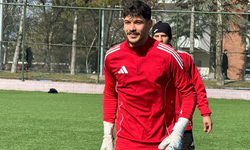 Maç saatini bekliyor