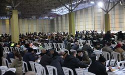 Eskişehir'in o mahallesinde iftar sofrası kuruldu: Binlerce kişi katıldı!