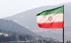 İran: "Hint Okyanusu’nda ABD destroyeri füze saldırısıyla vuruldu"