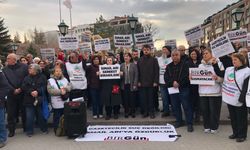 Eskişehir’de gazeteci İsmail Arı’nın tutuklanmasına tepki gösterildi