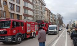 Eskişehir’de yangın paniği: Apartman boşaltıldı!