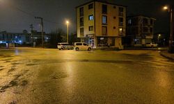 14 yaşında çocuk, otobüs durağında silahla vurulmuş halde bulundu