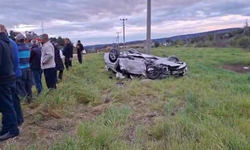 Bayram yolunda feci kaza: Otomobiller kafa kafaya çarpıştı