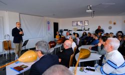 Eskişehir’de türkülerle coşku: Kıdemli vatandaşlar etkinlikte büyüledi!