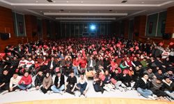 Anadolu Üniversitesi’nde Türkiye–Romanya maçı coşkusu