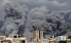 İsrail ordusu: "Tahran’daki rejim hedeflerine yönelik yeni saldırı dalgası başlatıldı"