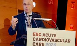 Prof. Dr. Bülent Görenek Lizbon’da ölümcül çarpıntılarda ilaçların önemini anlattı