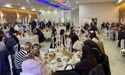 Eskişehir’de gençlik iftarı: Bine yakın genç aynı sofrada