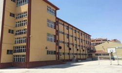 Eskişehir’deki ortaokul tartışmasında karşı açıklama: "İftiralara sessiz kalmayacağım"