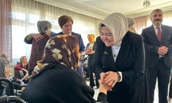 Gürcan, 8 Mart’ta kadınlarla bir araya geldi