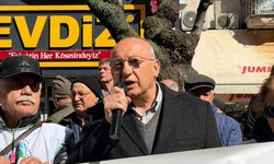 Çakırözer: “Emekliler bayrama yüzü gülerek giremiyor”