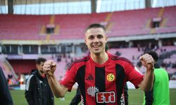 Nöbetçi golcü iş başında