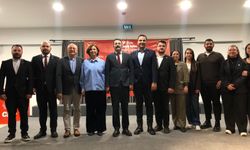 CHP’li isimler Eskişehir’de gençlerle iftar sofrasında buluştu