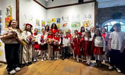 “Küçük Ressamlar Büyük Hayaller” sergisi yoğun ilgi görüyor
