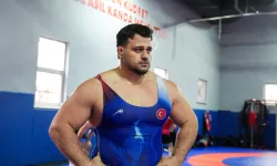 Rıza Kayaalp tarihe geçti: 13. Avrupa şampiyonluğuna ulaştı