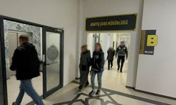 Evden 70 bin liralık ziynet hırsızlığı yapan 2 kadın tutuklandı