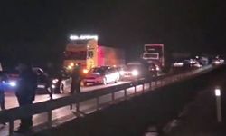 Jandarma aracının da karıştığı zincirleme kaza