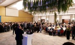 Eskişehir Ağrılılar Derneği gecesinde büyük kriz: Sırrı Sakık geceyi terk etti!