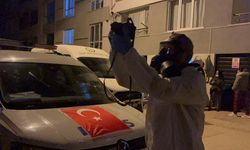 Komşuların kokulardan rahatsız olduğu daireden genç adamın cesedi çıktı