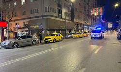 Eskişehir’de ‘yan bakma’ kavgasında bıçaklanan 1 kişi ağrı yaralandı