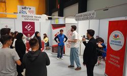Eskişehir’de istihdam fuarında ‘işsizlik’ skecine yoğun ilgi